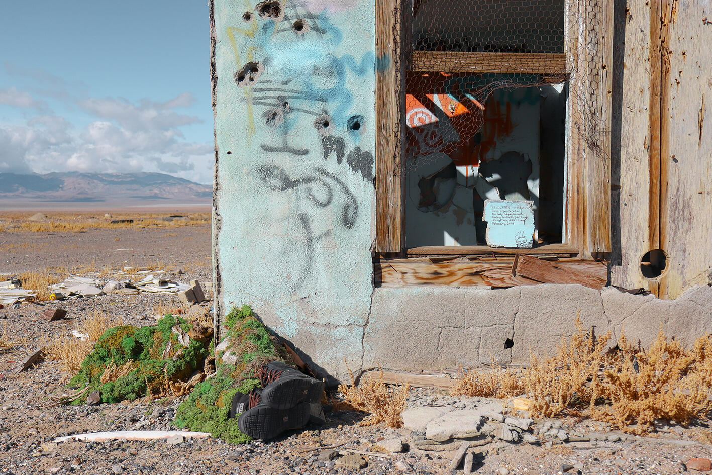 38.026728° N , -117.883653° W (3)