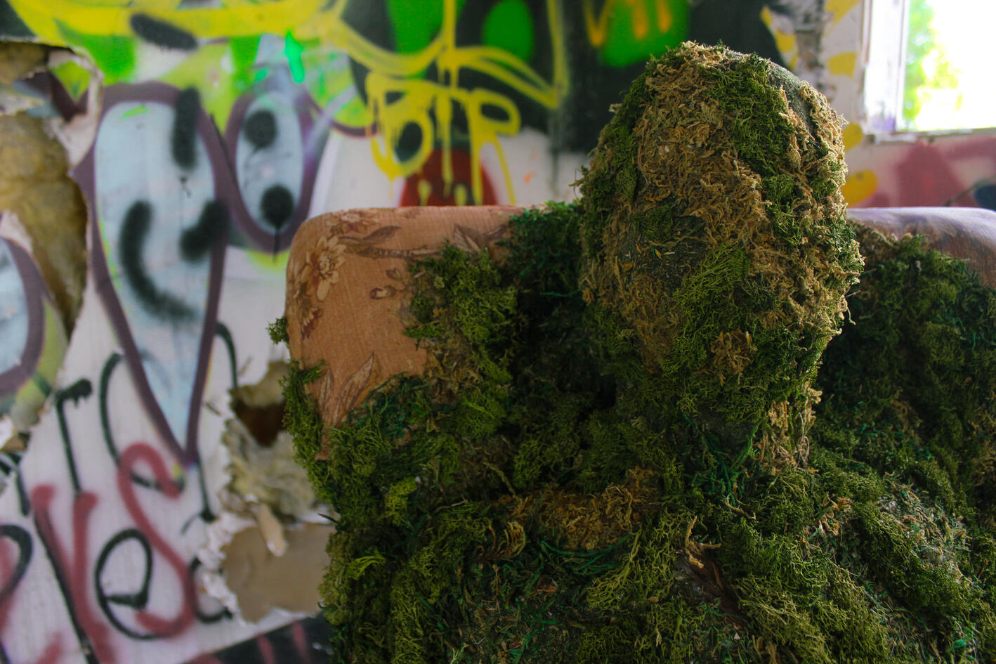 34.94857° N, 116.68442° W (2)