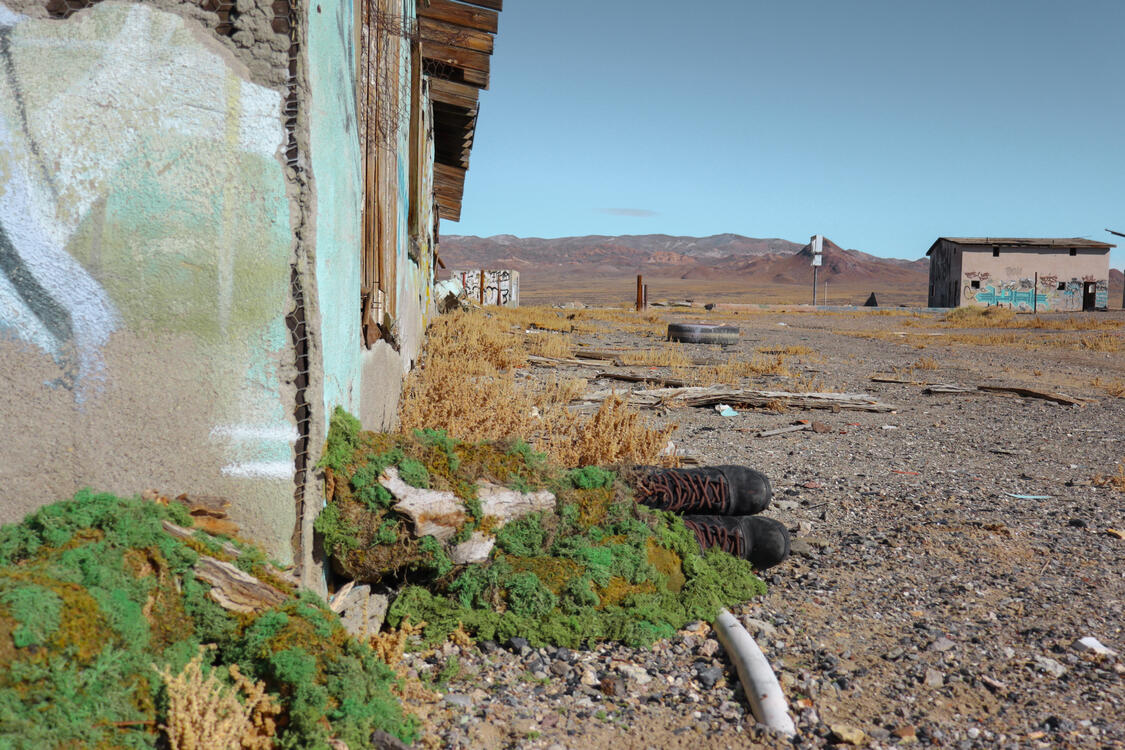 38.026728° N , -117.883653° W (6)