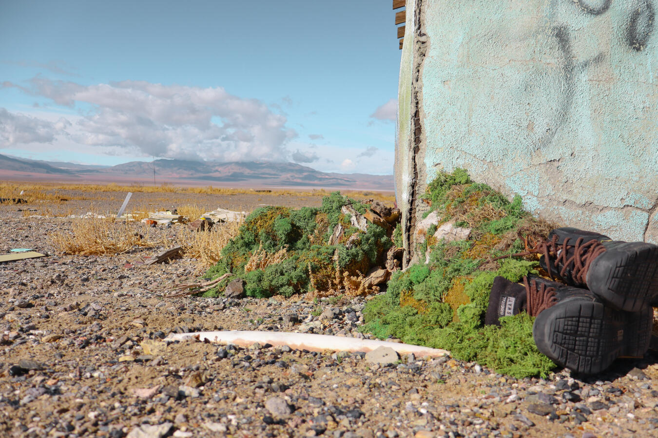 38.026728° N , -117.883653° W (1)